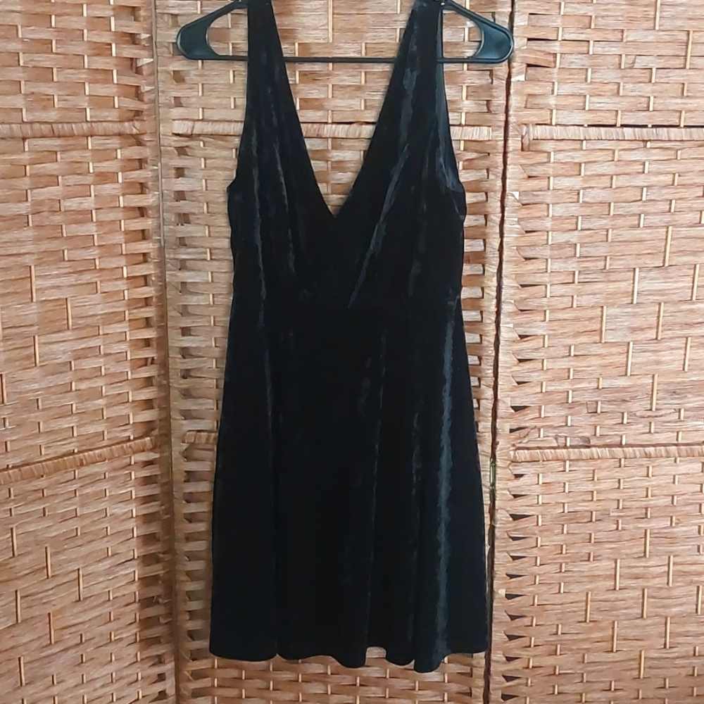 SALE Black Velvet, Skater Dress, Goth, XL - Picture 7 of 13